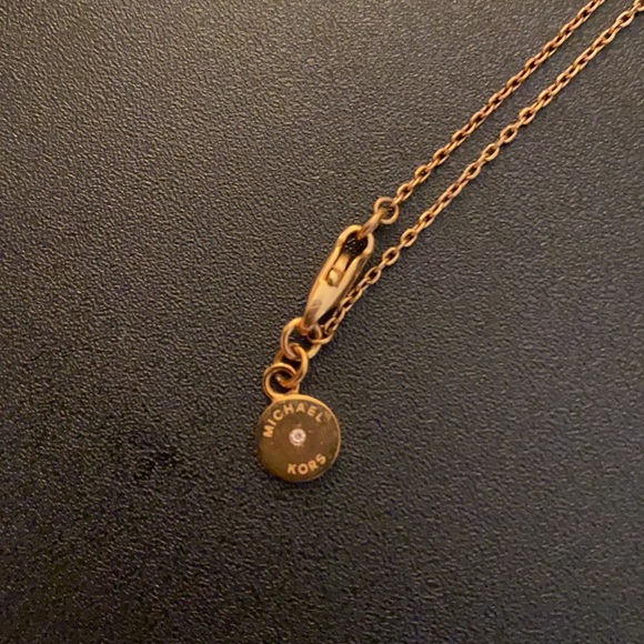 Michael Kors Rose gold necklace - Picture 4 of 5